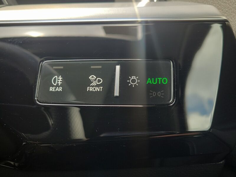 More views of Audi Q8 e-tron