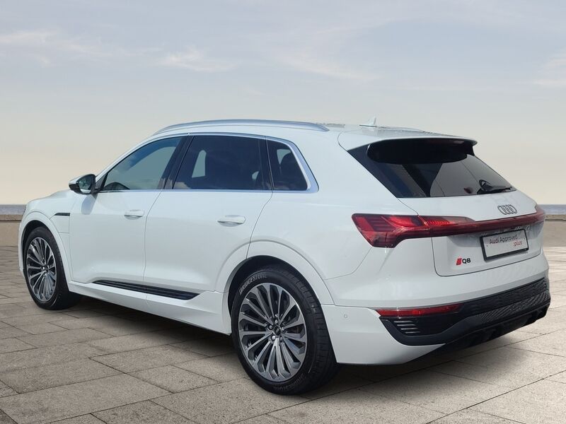 More views of Audi Q8 e-tron