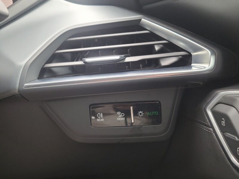 More views of Audi e-tron GT quattro