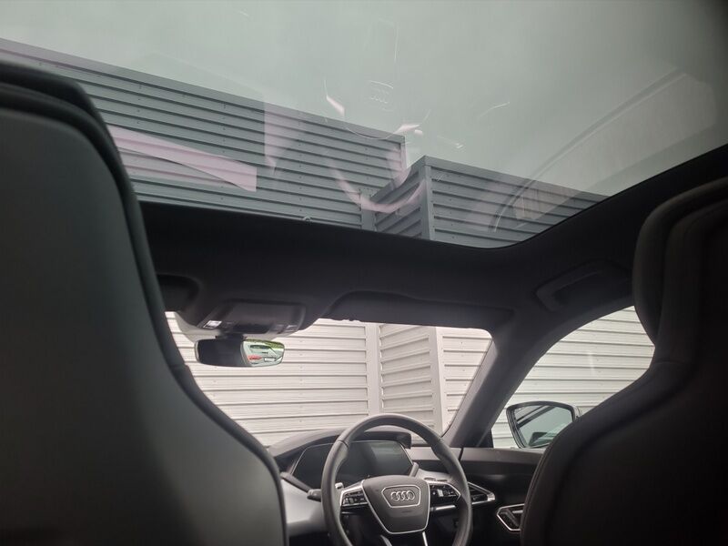More views of Audi e-tron GT quattro