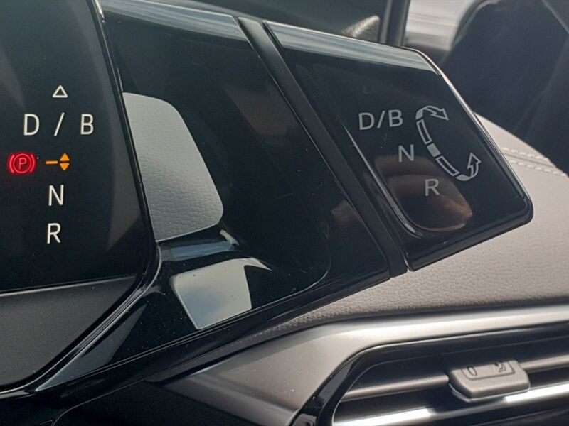 More views of Volkswagen ID.4