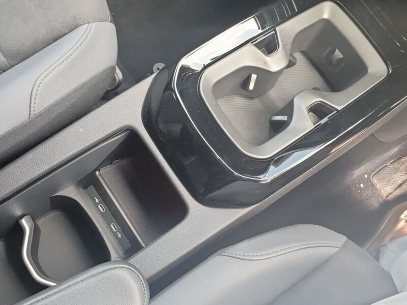 More views of Volkswagen ID.4