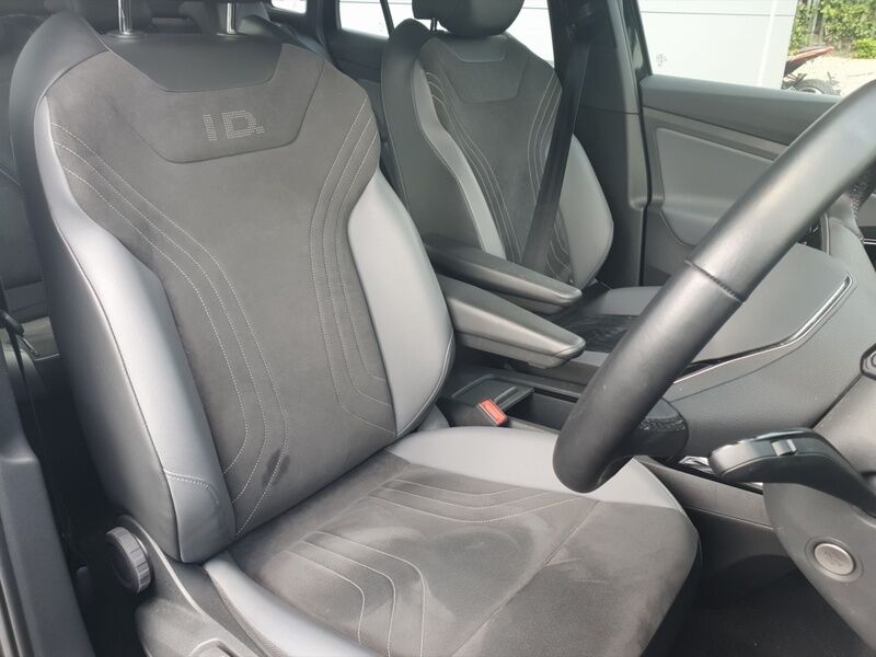 More views of Volkswagen ID.4