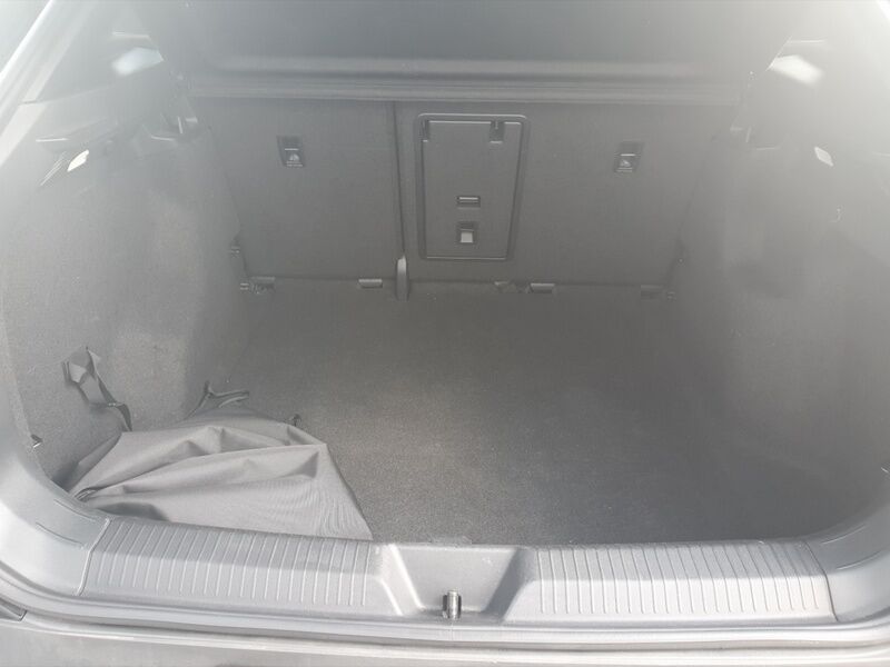 More views of Volkswagen ID.4