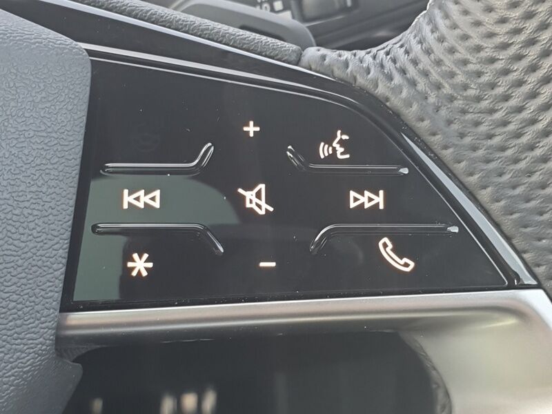 More views of Audi Q4 E-tron