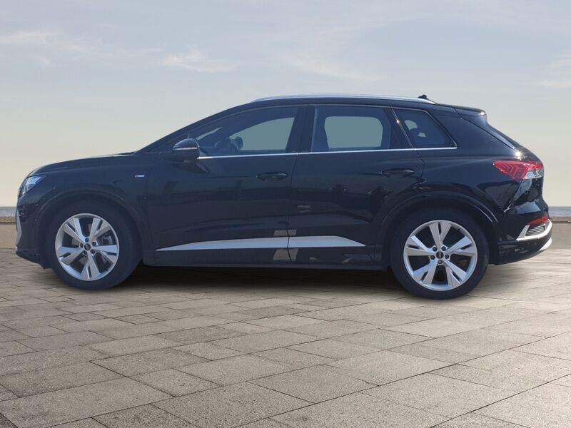 More views of Audi Q4 E-tron
