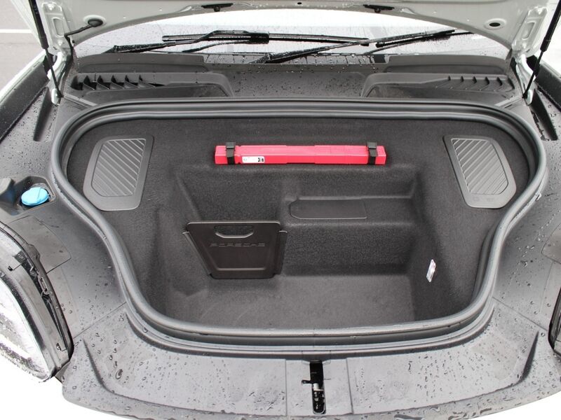 More views of Porsche Macan