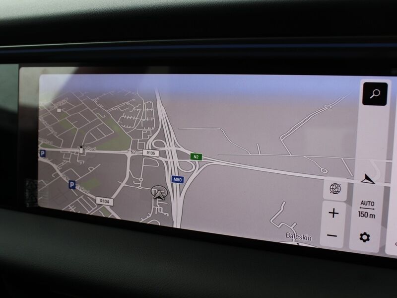 More views of Porsche Macan