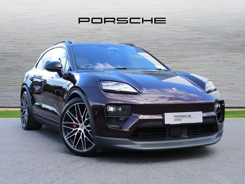 More views of Porsche Macan