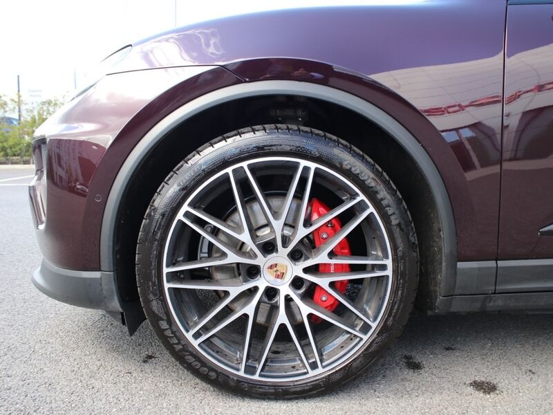 More views of Porsche Macan