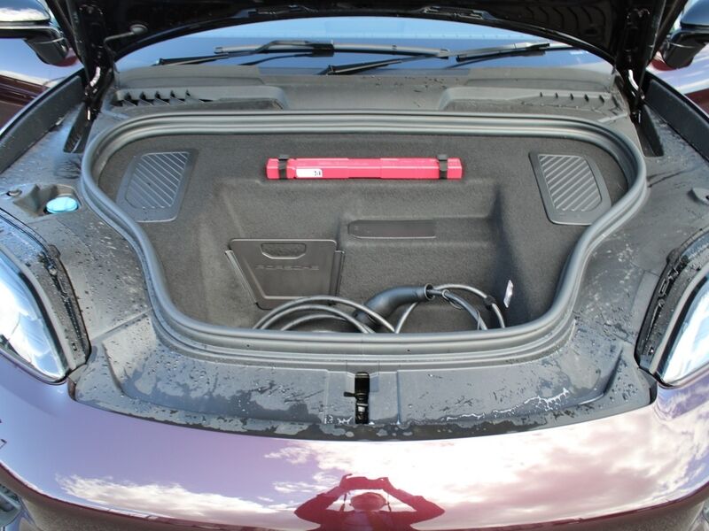 More views of Porsche Macan