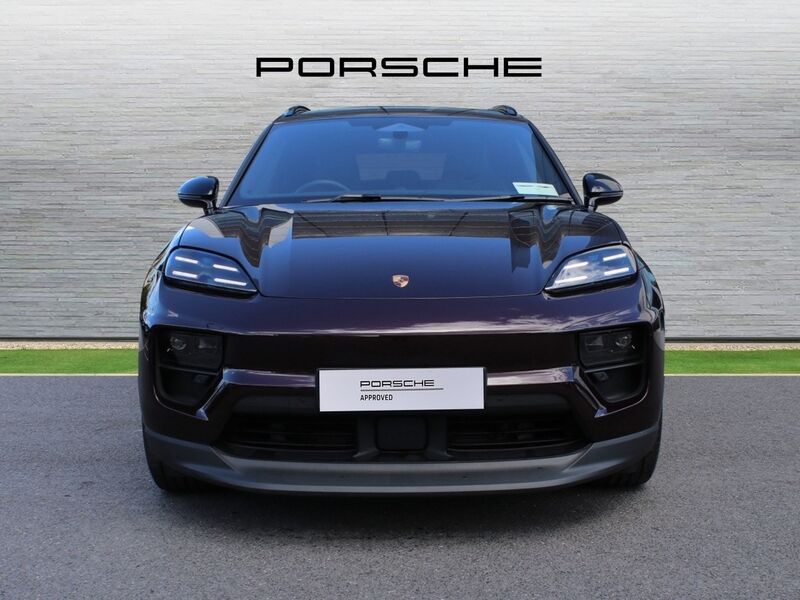 More views of Porsche Macan