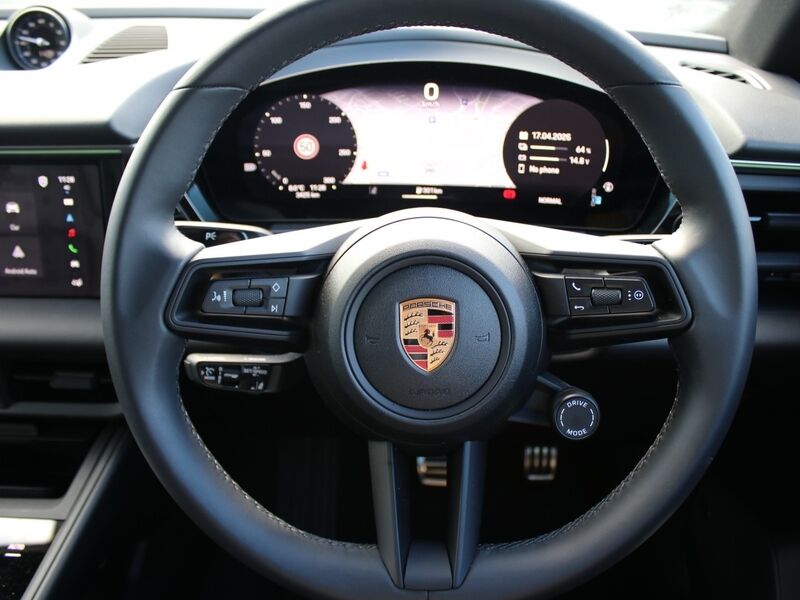 More views of Porsche Macan