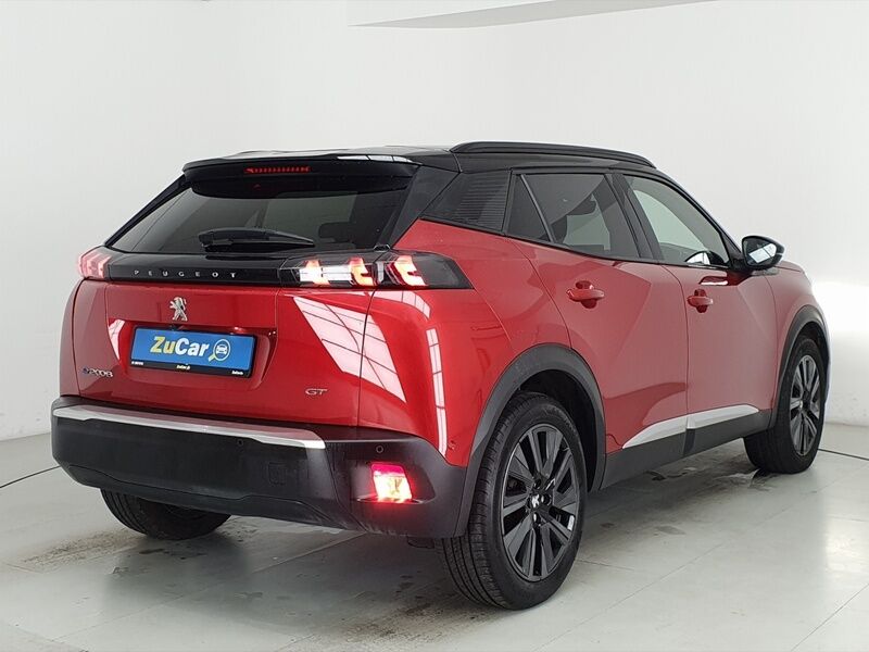 More views of Peugeot 2008