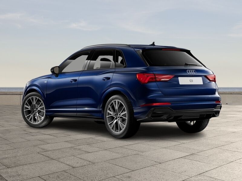 More views of Audi Q3