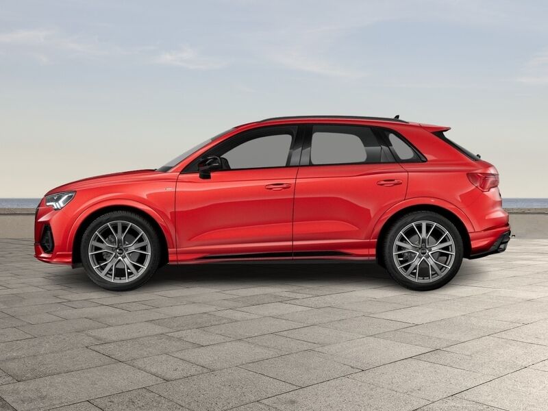 More views of Audi Q3