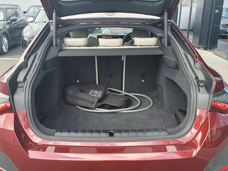More views of BMW i4