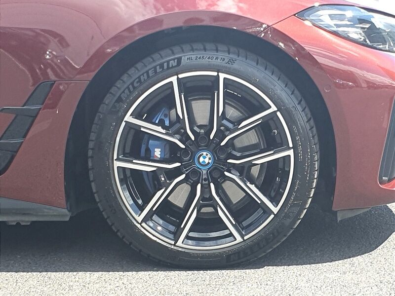 More views of BMW i4