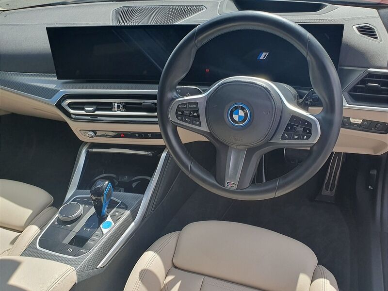 More views of BMW i4