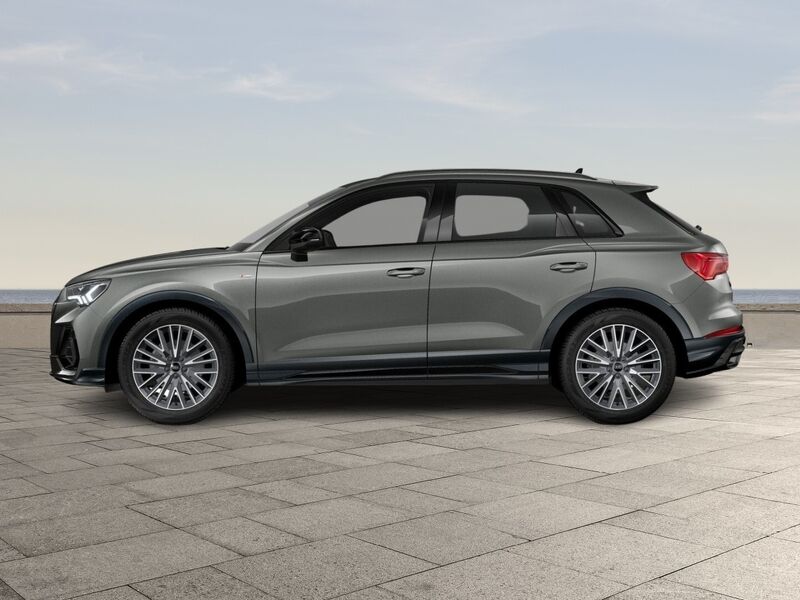 More views of Audi Q3