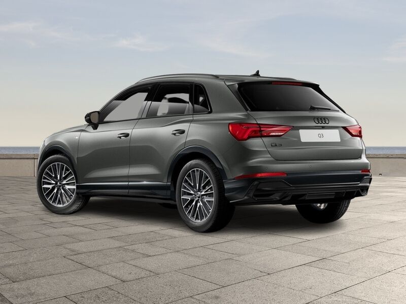 More views of Audi Q3