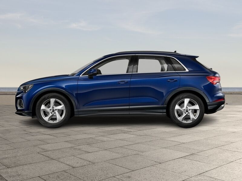 More views of Audi Q3