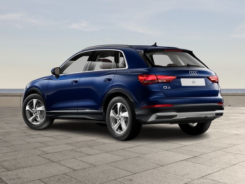 More views of Audi Q3
