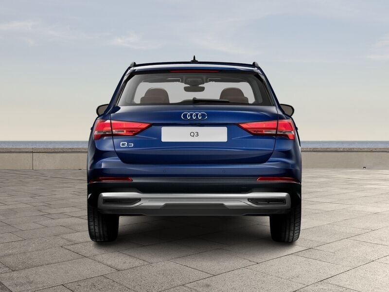 More views of Audi Q3