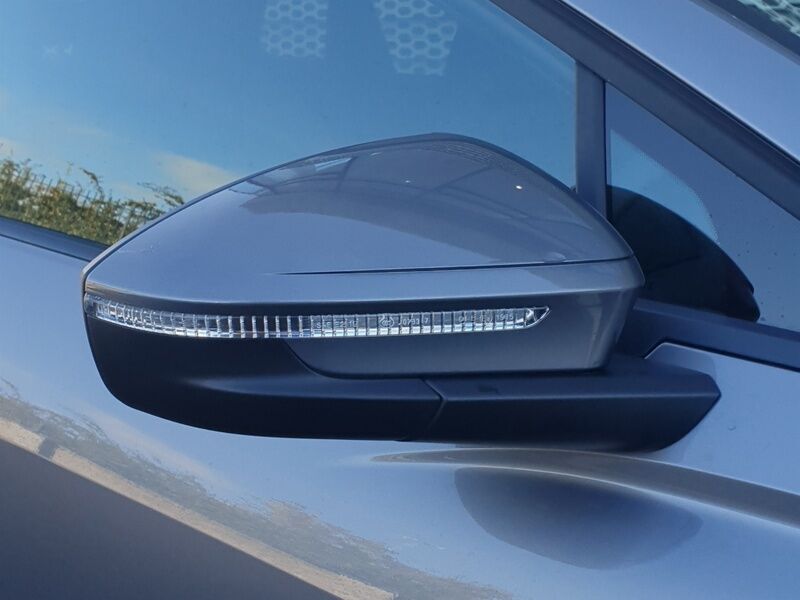 More views of Audi Q4 E-tron