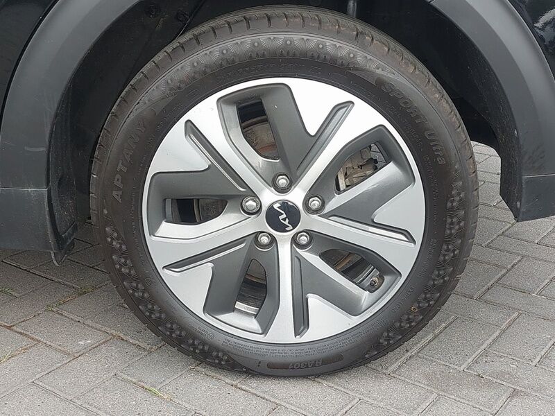 More views of Kia E-Niro