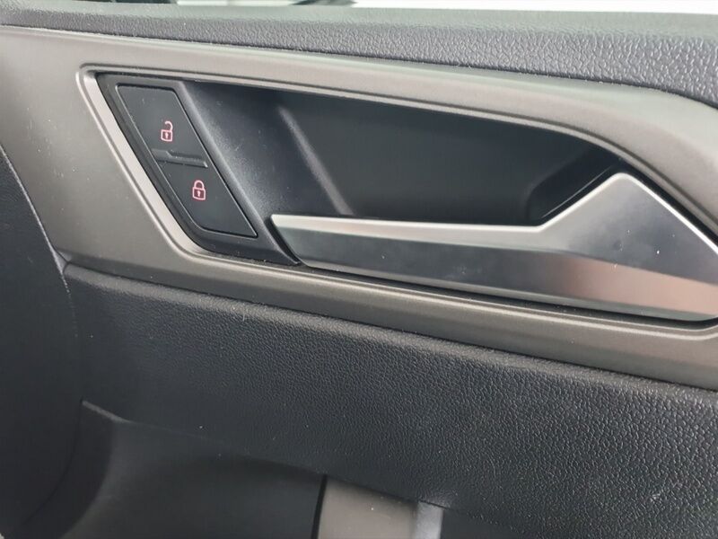 More views of Volkswagen Polo
