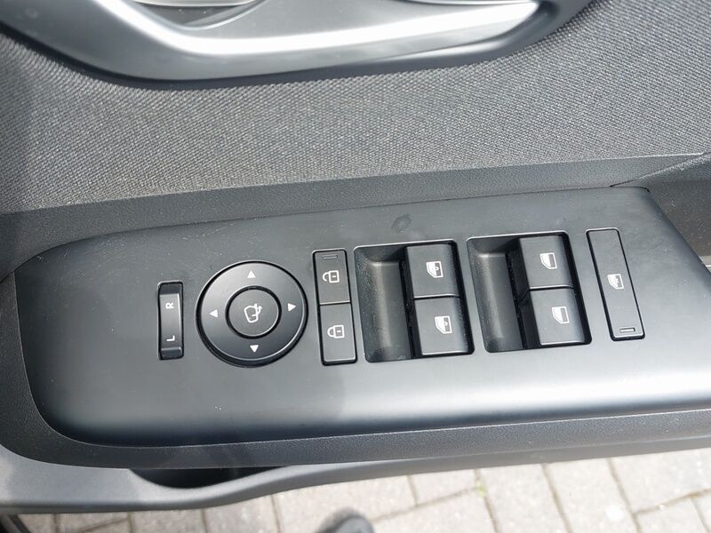 More views of Hyundai Kona