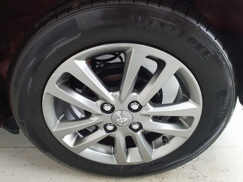 More views of Toyota Yaris