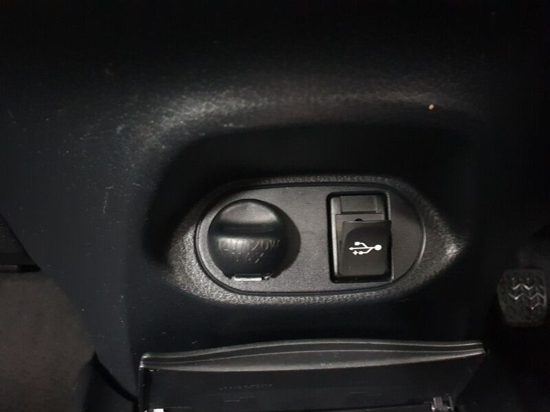 More views of Toyota Yaris