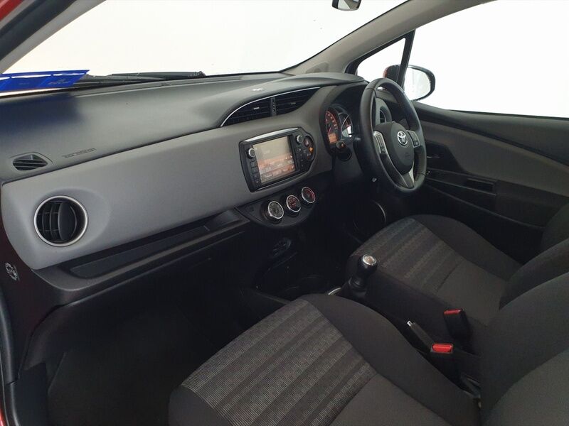More views of Toyota Yaris