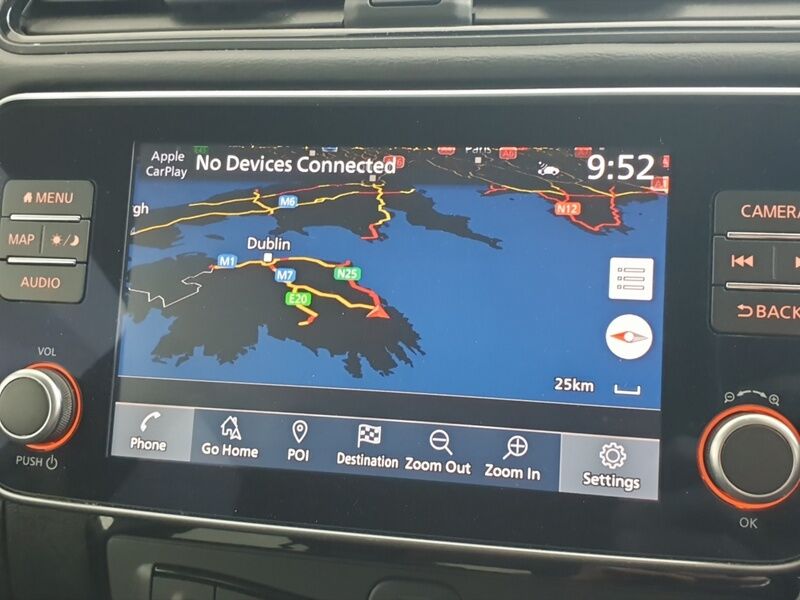 More views of Nissan Leaf