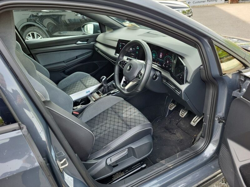 More views of Volkswagen Golf