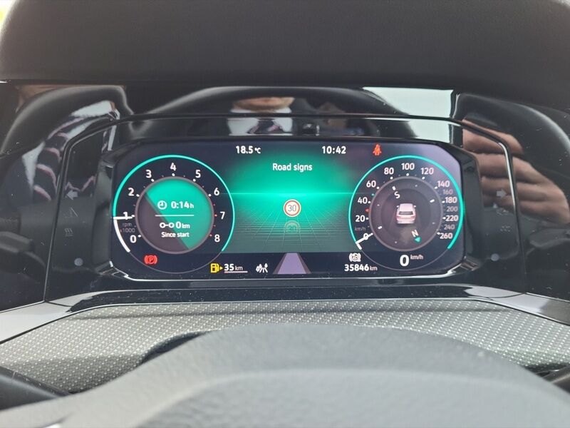 More views of Volkswagen Golf
