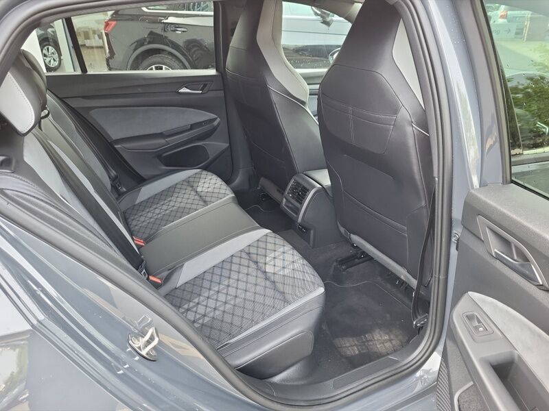 More views of Volkswagen Golf