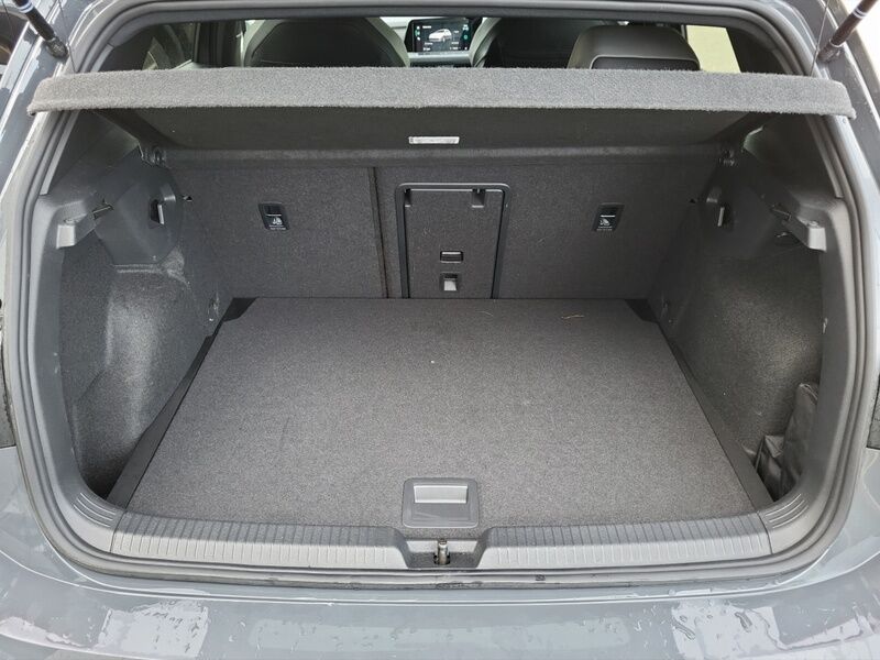 More views of Volkswagen Golf