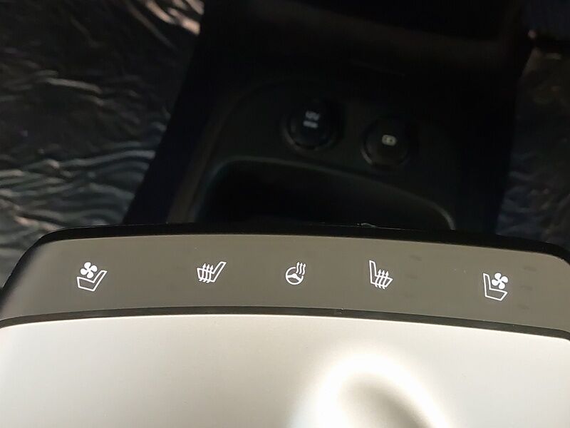 More views of Kia EV6