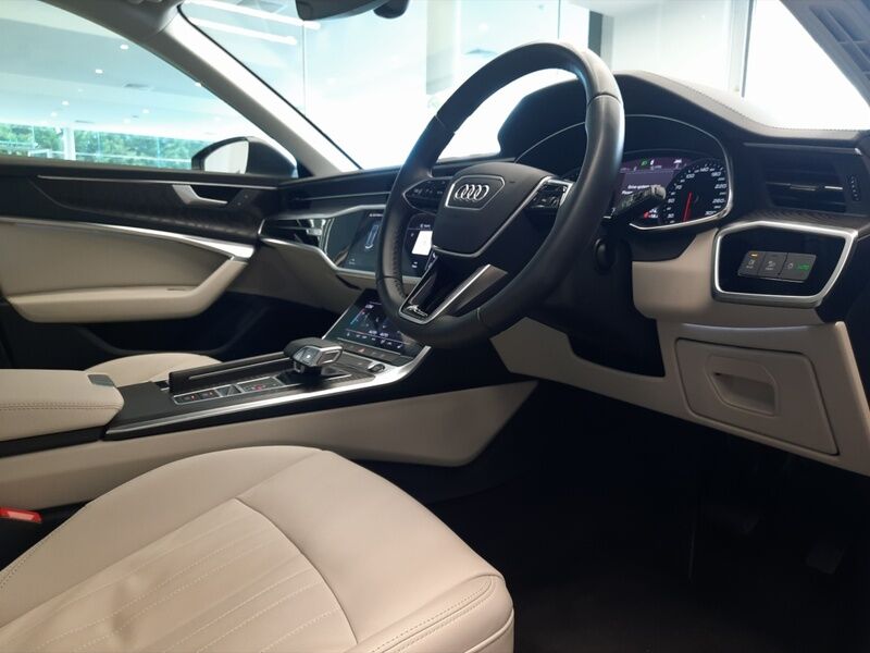 More views of Audi A6 Avant