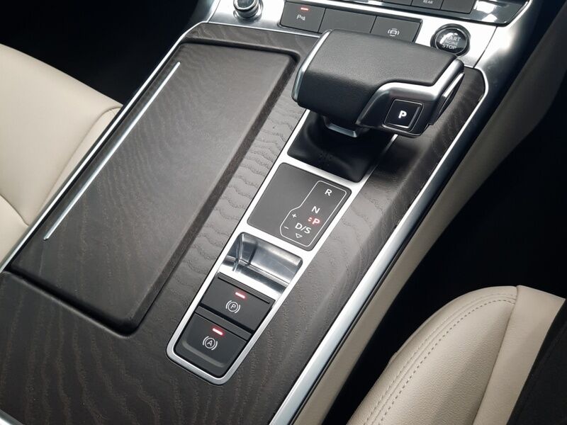 More views of Audi A6 Avant