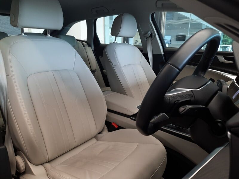 More views of Audi A6 Avant