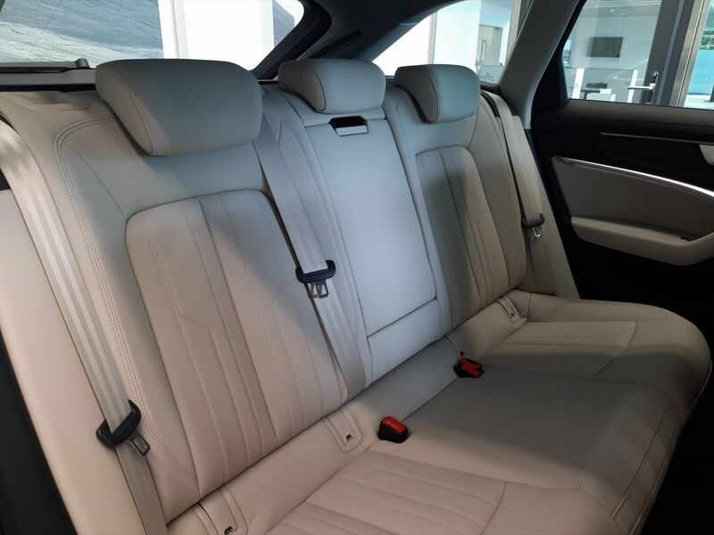 More views of Audi A6 Avant
