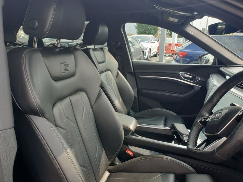 More views of Audi E-Tron