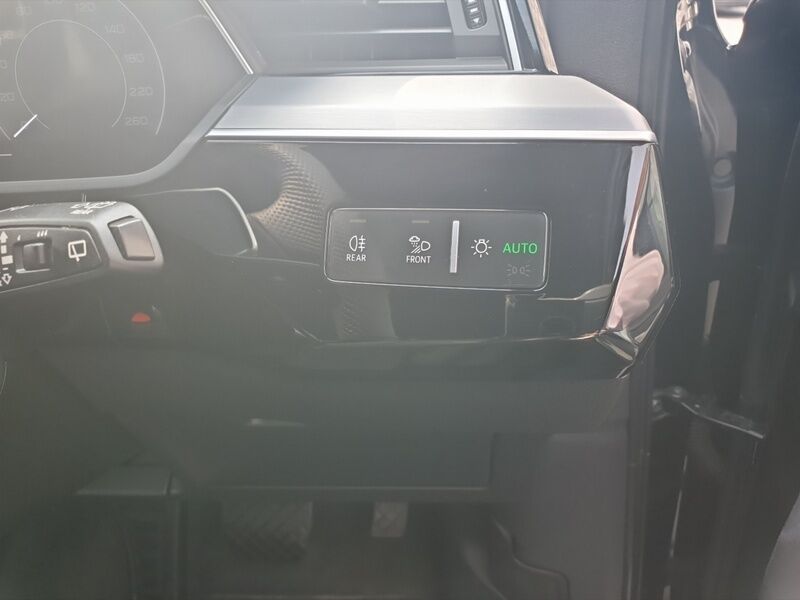 More views of Audi E-Tron