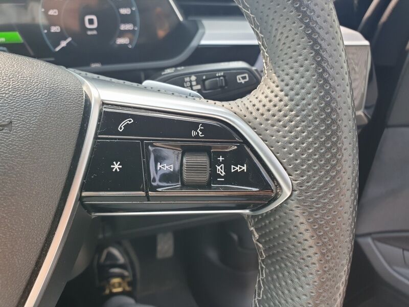 More views of Audi E-Tron