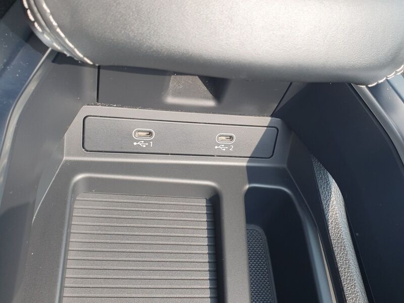 More views of Audi E-Tron