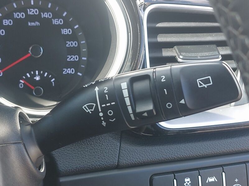 More views of Kia Ceed